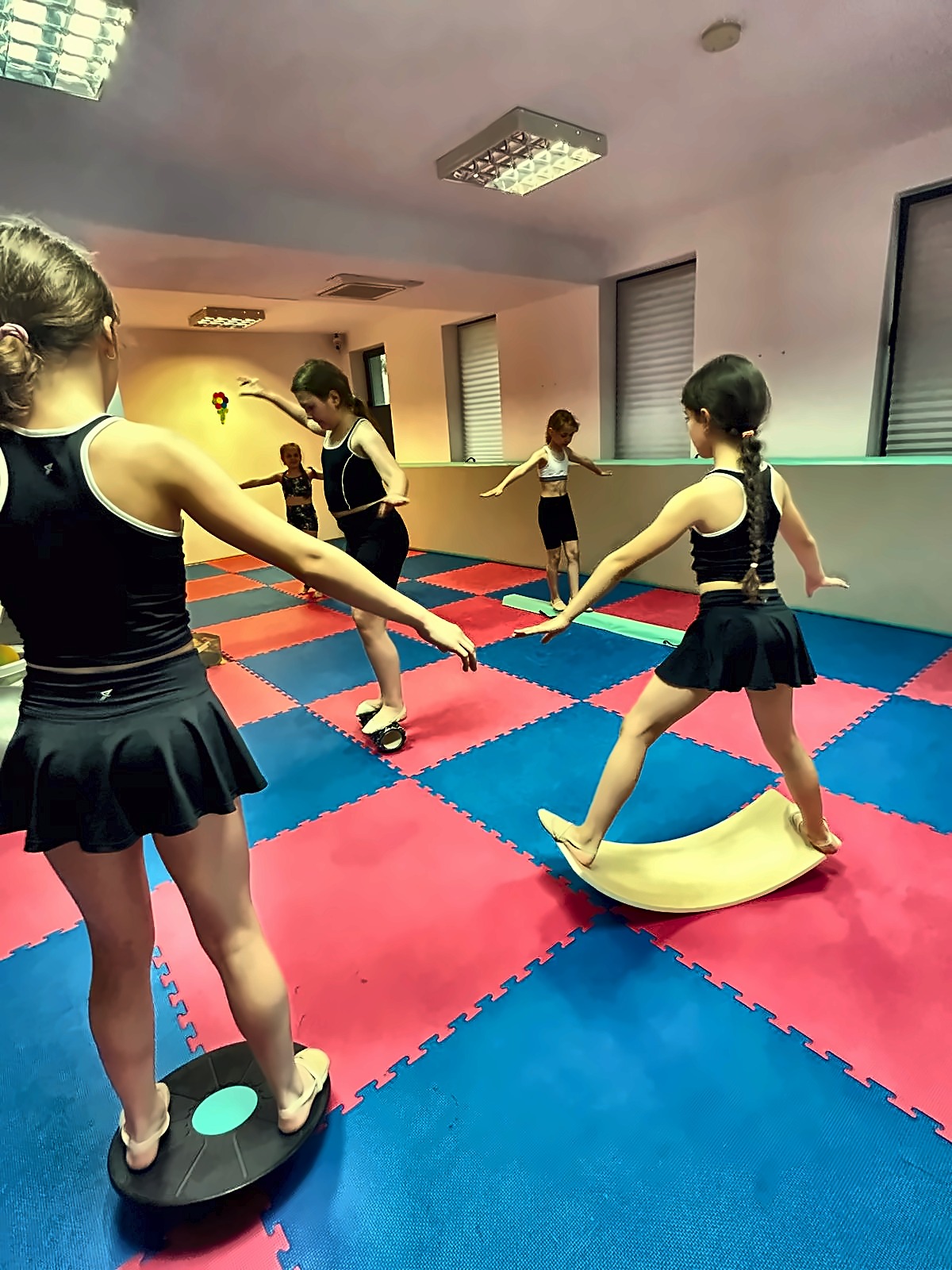 Curs Acrodance-Majorete la Happy Star